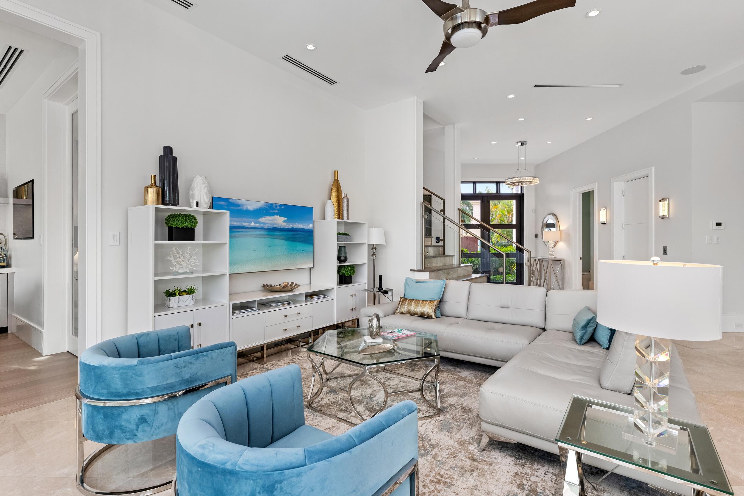 863 Enfield Street Boca Raton, FL 33487 - Photo 8 of 67 Living Room