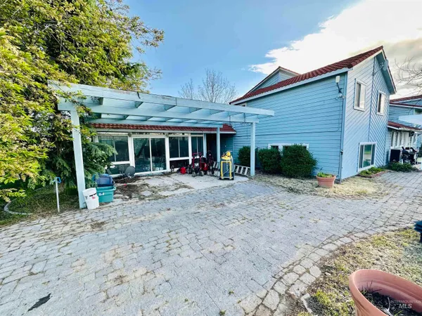 $995,000 | 1049 Grand Avenue, Nyssa, OR 97913