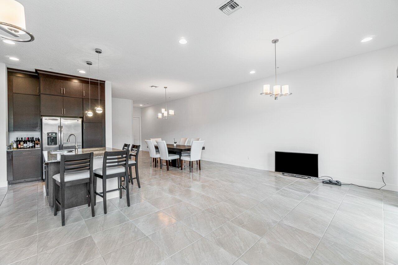 6640 Quiet Wave Trail, Unit 69 Boca Raton, FL 33433 - Photo 14 of 30 016-6640QuietWaveTrail-BocaRaton-FL-3343