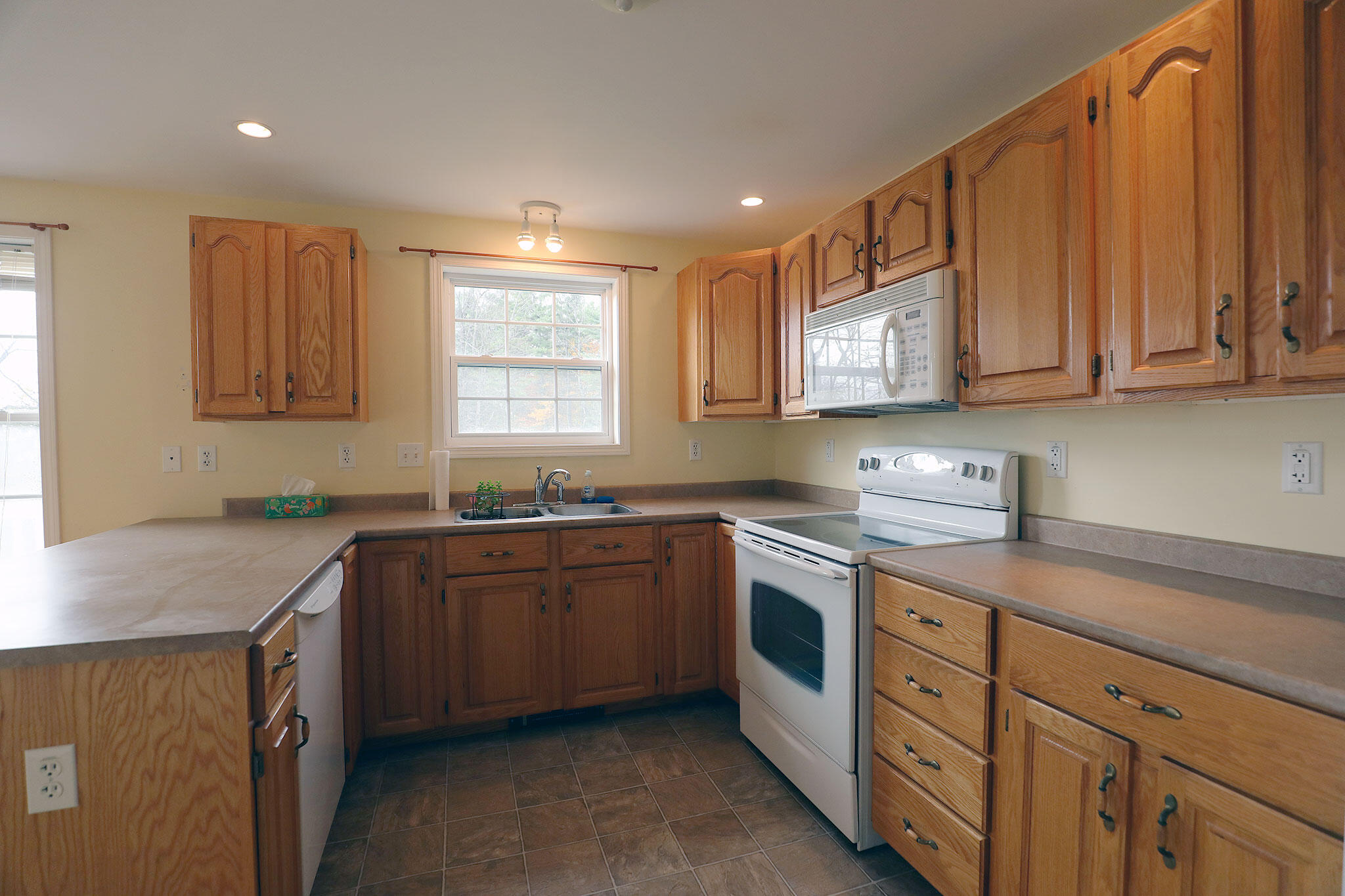 283 Church Road Readfield, ME 04355 - Photo 29 of 48 19