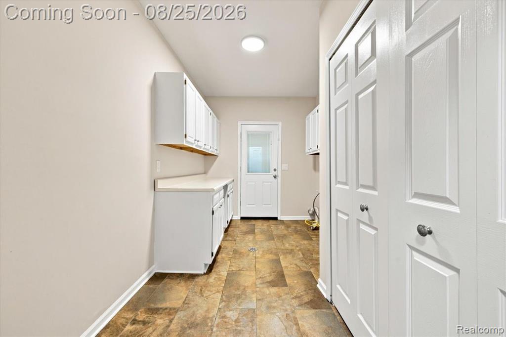 30249 Westgate Road Farmington Hills, MI 48334 - Photo 20 of 46 Gallery Image 20