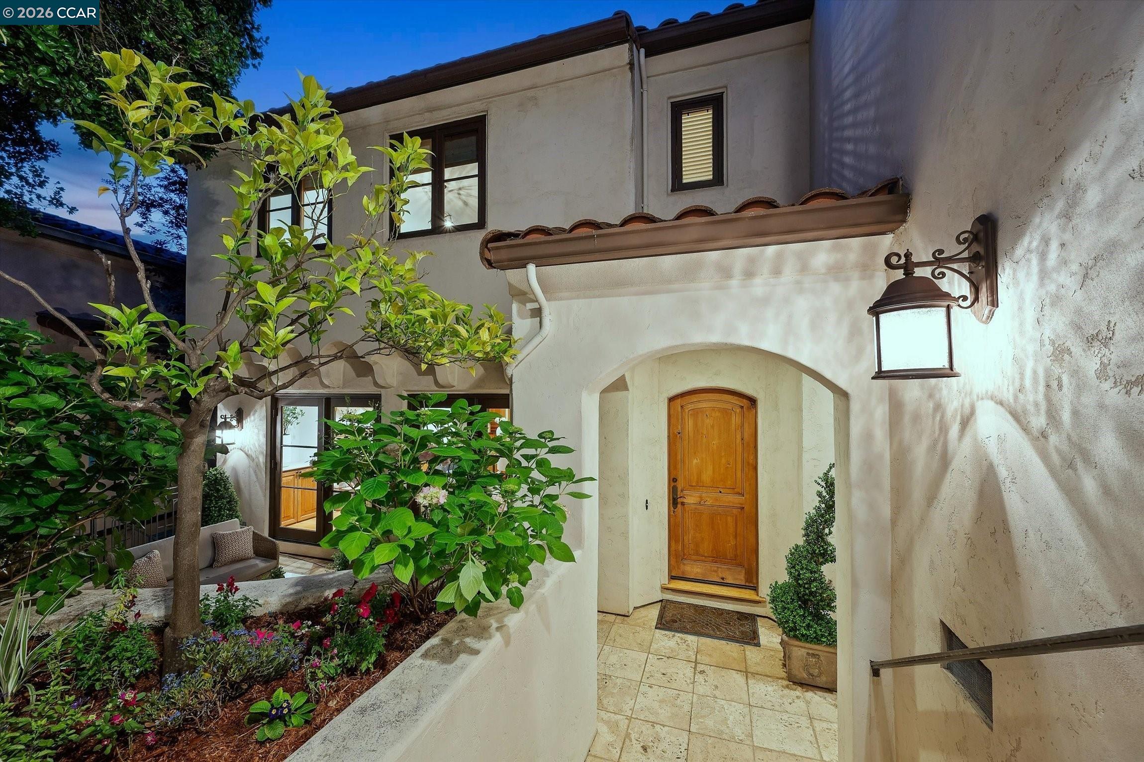 21 Live Oak Road Berkeley, CA 94705 - Photo 3 of 55