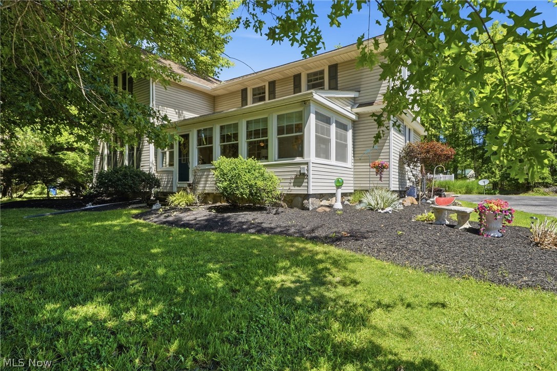 Welcome to 1105 Vermilion Rd!