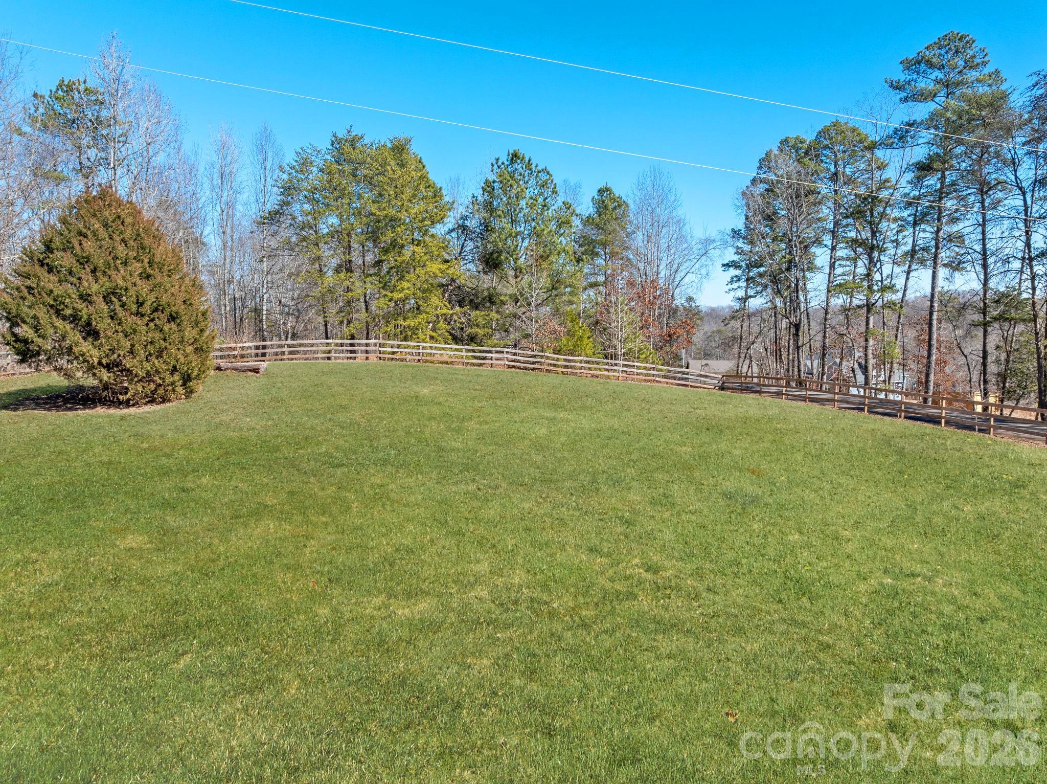 405 Loop Road Campobello, SC 29322 - Photo 22 of 40
