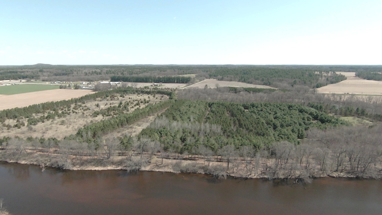 3355 State Road 13 Wisconsin Dells, WI 53965 - Photo 6 of 17 Photo 3