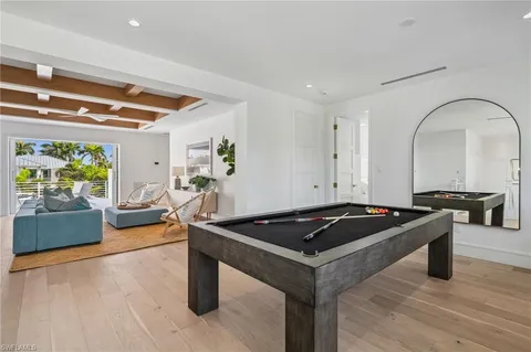 $17,500,000 | 187 10th Avenue South, Naples, FL 34102