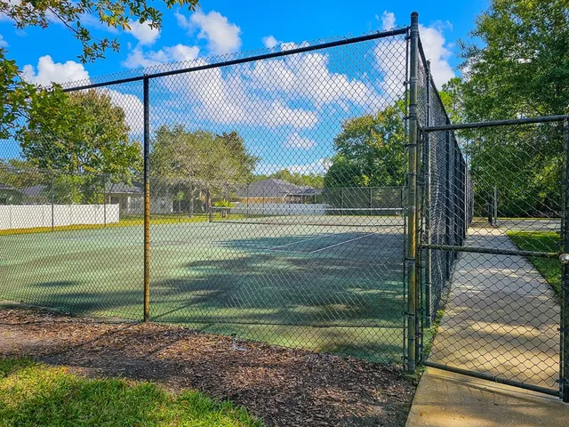 a view of a yard with a big yard