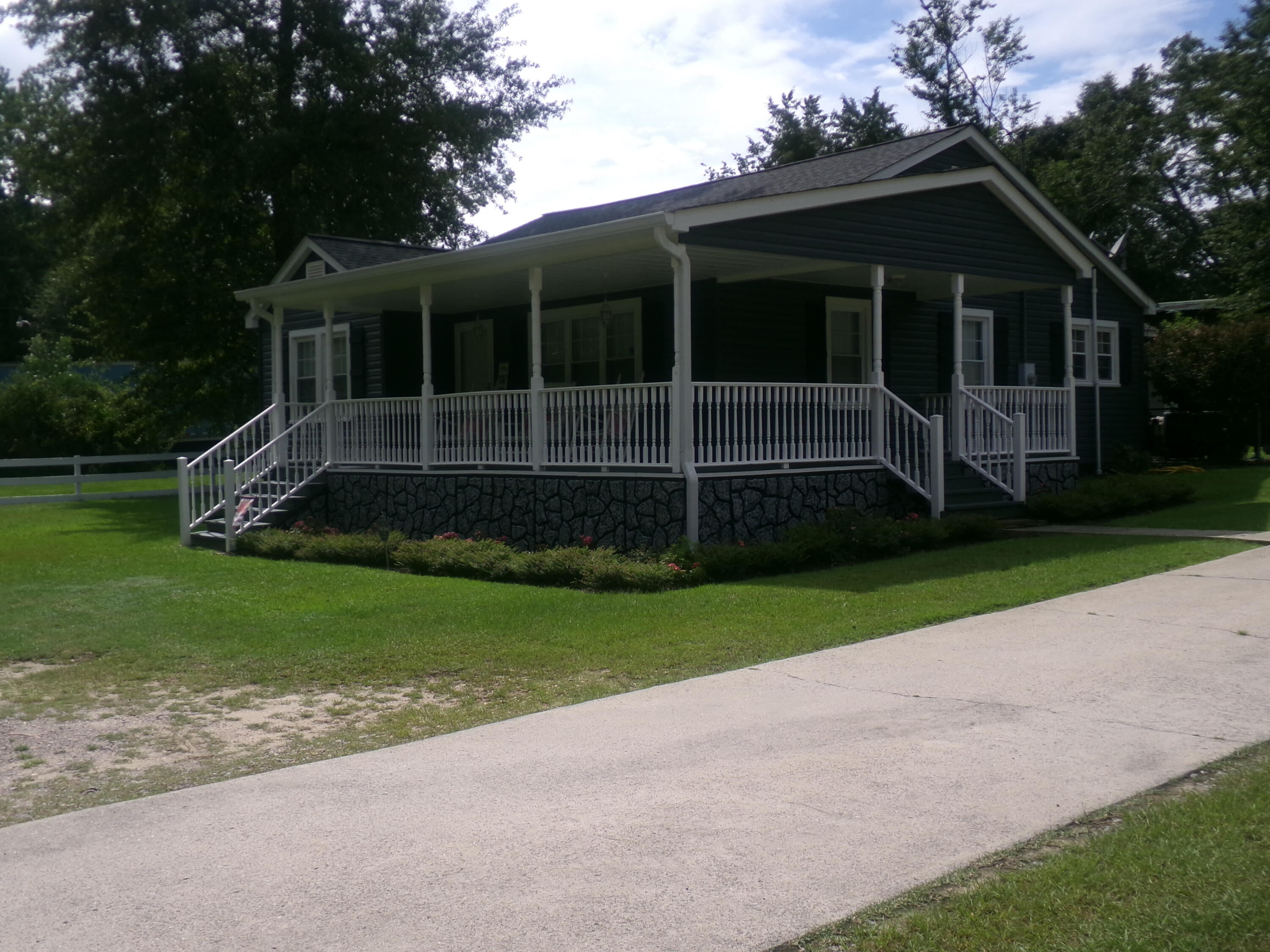 336 Augusta Road Warrenville, SC 29851 - Photo 3 of 36