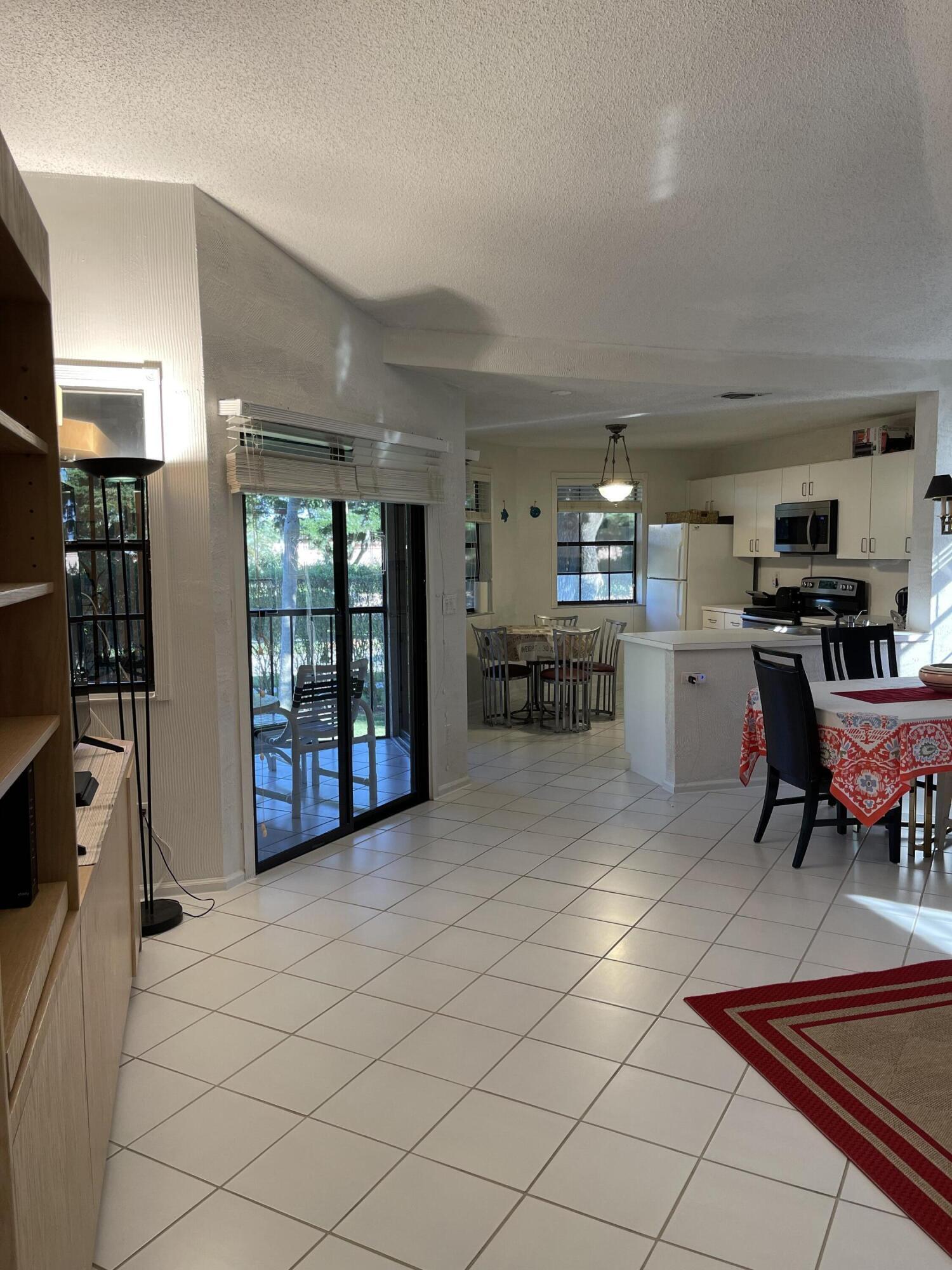 6650 Montego Bay Boulevard, Unit F Boca Raton, FL 33433 - Photo 9 of 52 IMG-4656