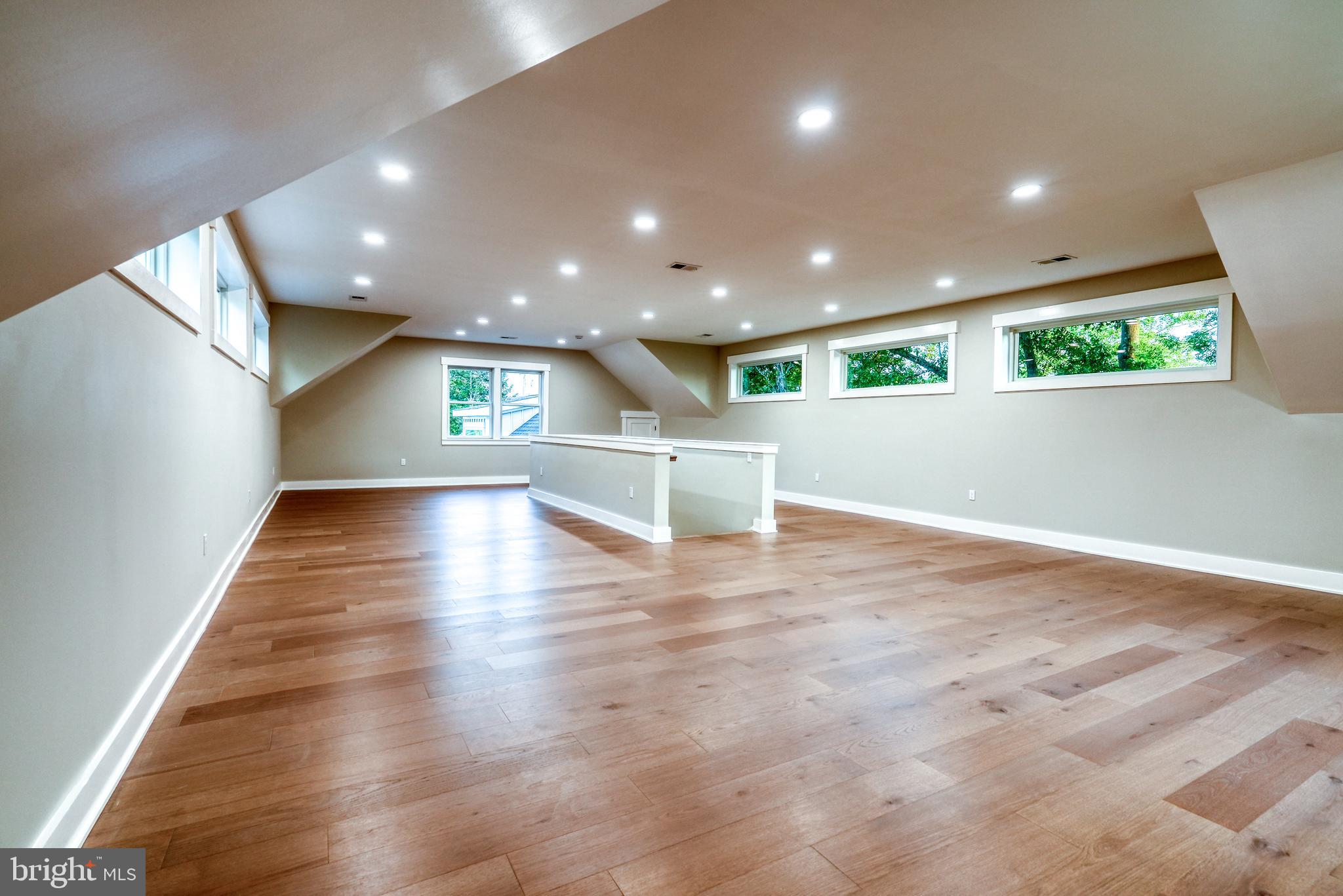 1231 Lower State Road North Wales, PA 19454 - Photo 38 of 65