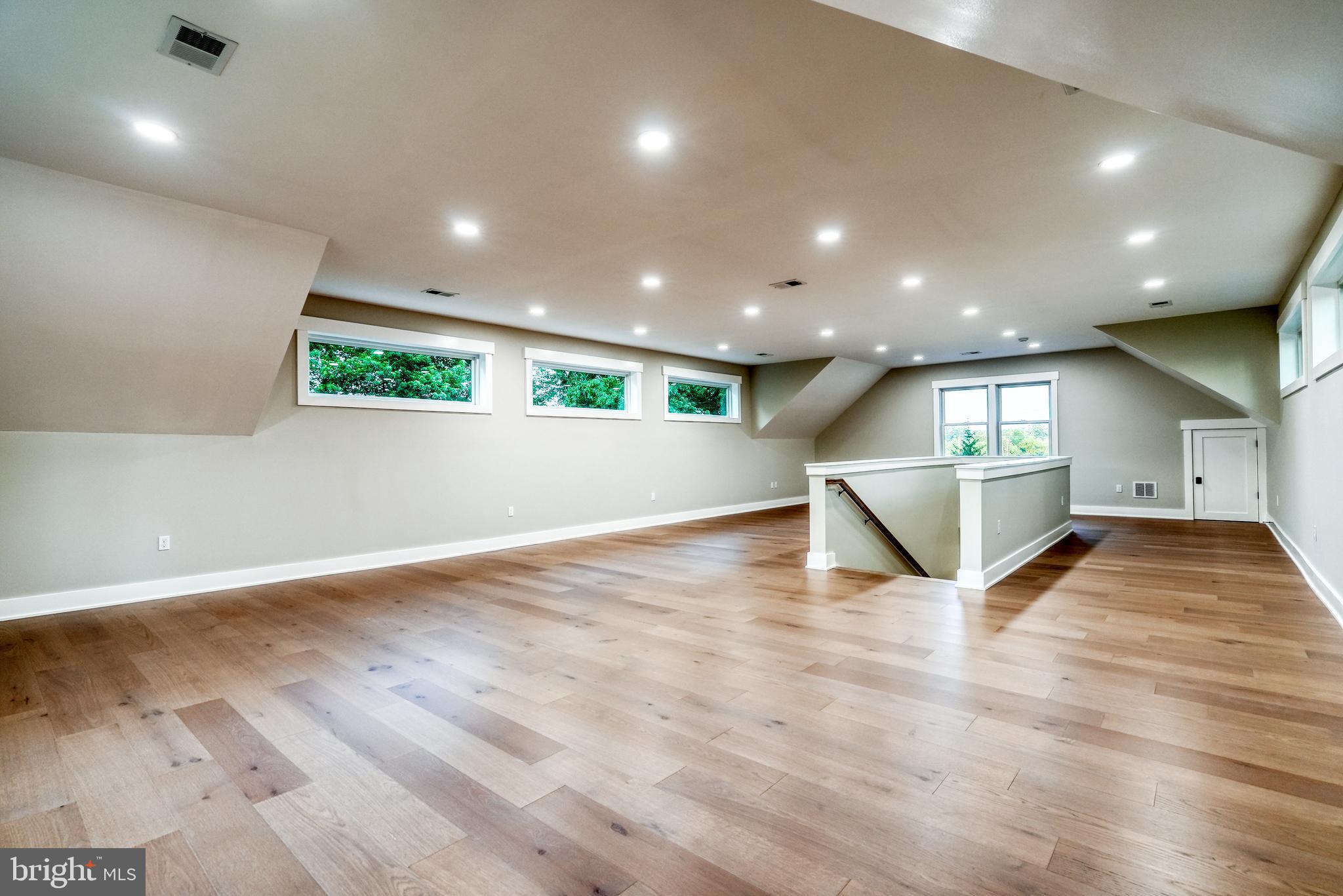 1231 Lower State Road North Wales, PA 19454 - Photo 39 of 65