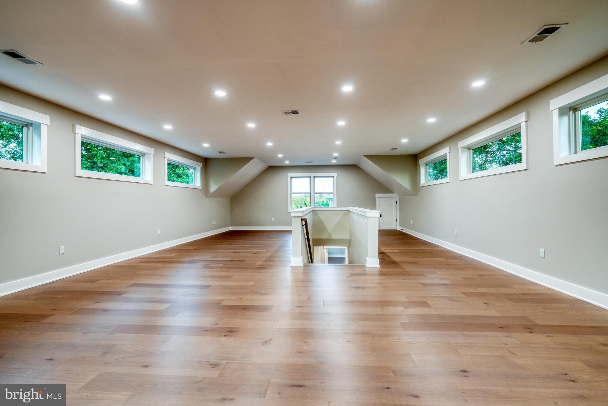 1231 Lower State Road North Wales, PA 19454 - Photo 40 of 65