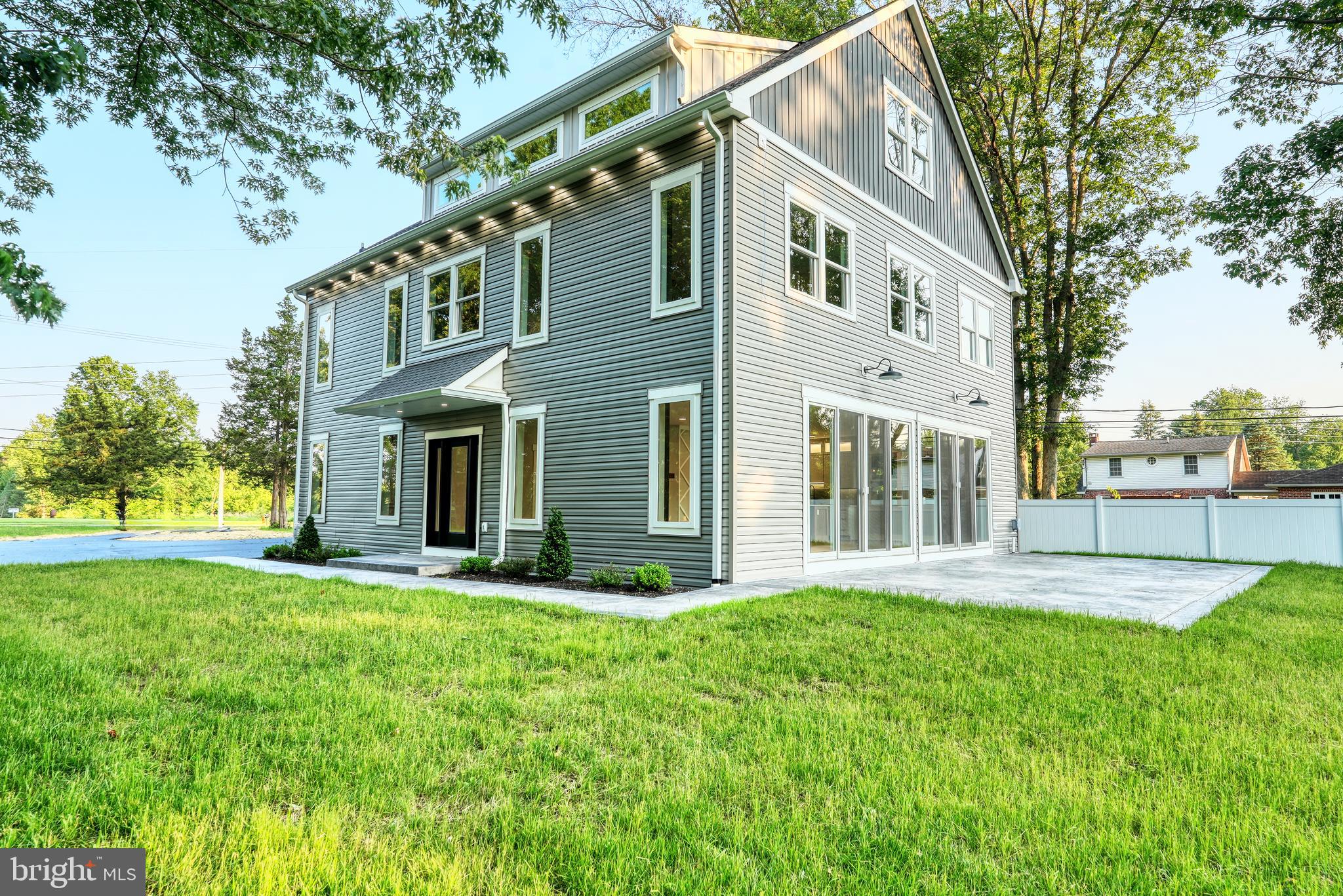 1231 Lower State Road North Wales, PA 19454 - Photo 9 of 65