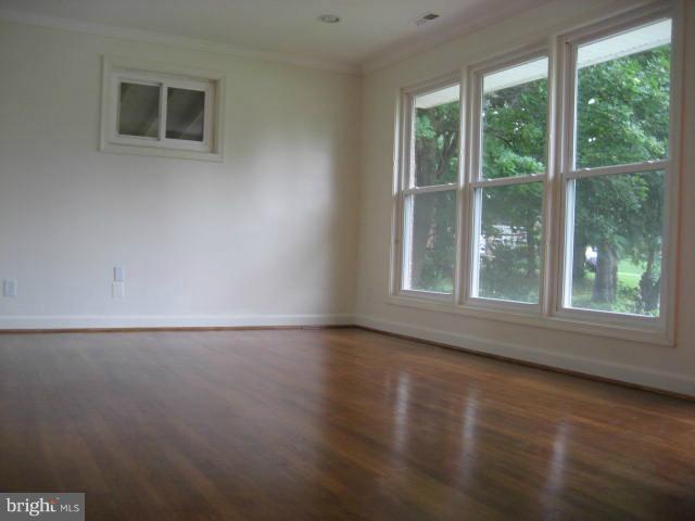 3813 Brownhill Road Randallstown, MD 21133 - Photo 3 of 20 Family Room