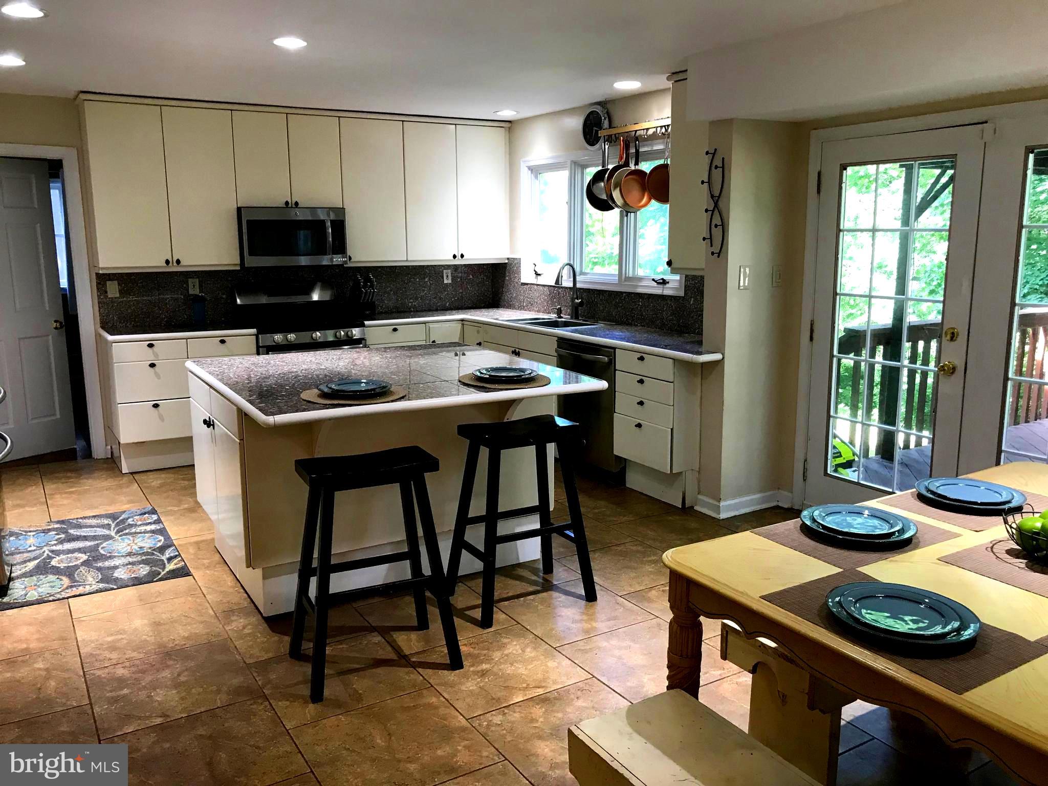 939 Rydal Road Jenkintown, PA 19046 - Photo 14 of 37