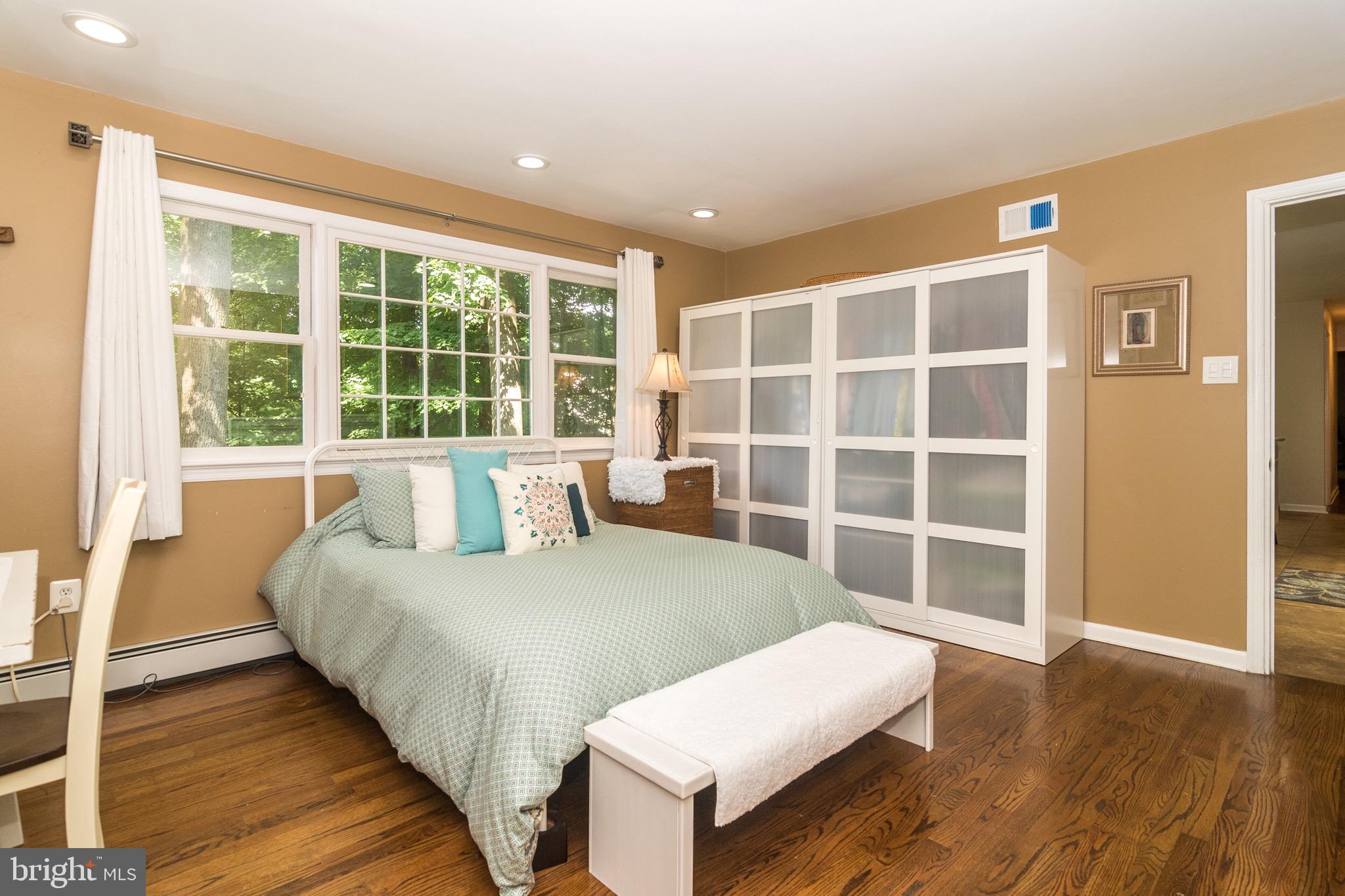 939 Rydal Road Jenkintown, PA 19046 - Photo 17 of 37