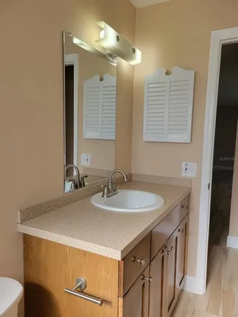 $2,950 | 1985 Cove Drive, Largo, FL 33774