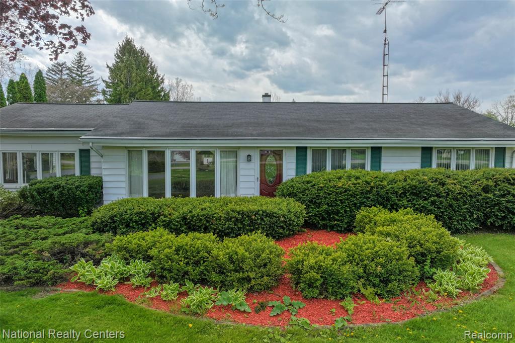 4347 North Gale Road Davison, MI 48423 - Photo 2 of 46