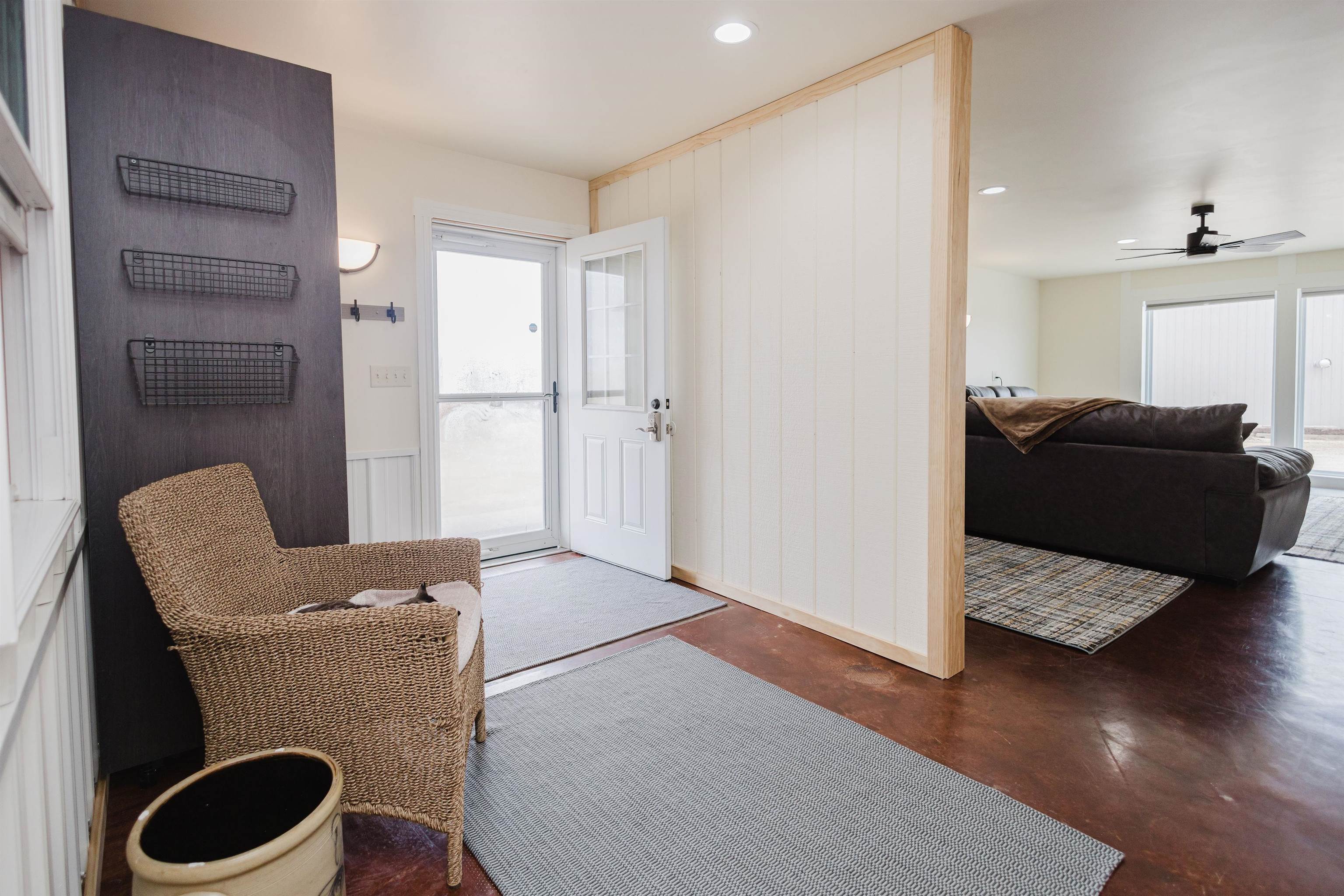 6209 Cassidy Road Mineral Point, WI 53565 - Photo 5 of 52