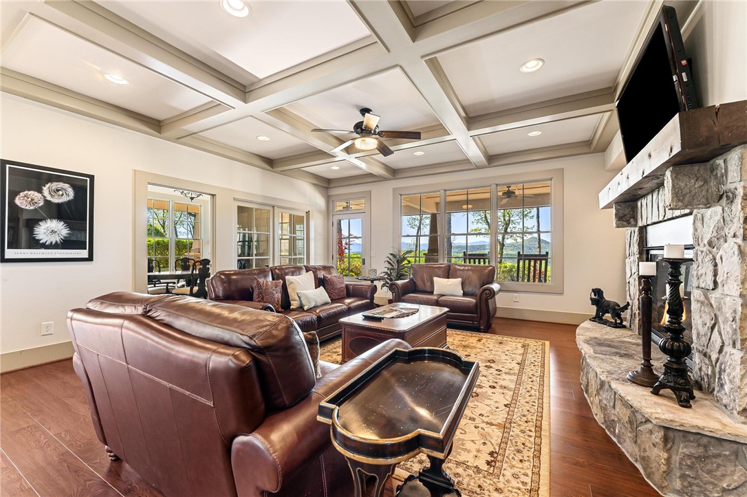 821 Scharlin Drive Pickens, SC 29671 - Photo 4 of 11