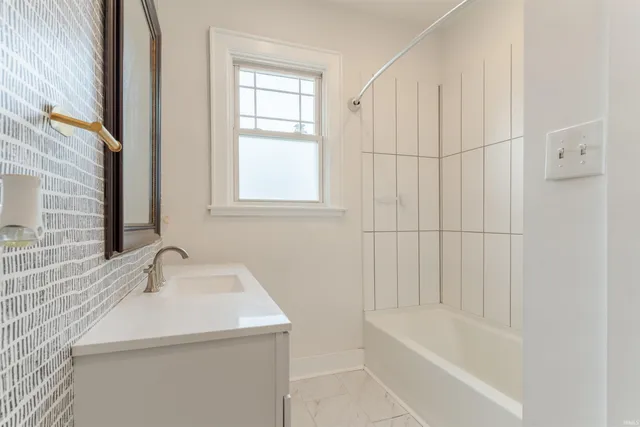 $194,900 | 623 Runnymede Avenue, Evansville, IN 47714