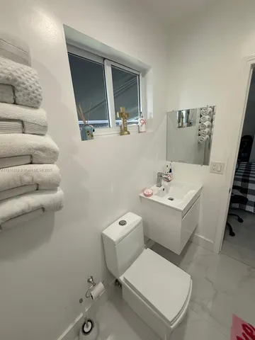 $1,150,000 | 19150 South St Andrews Drive, Hialeah, FL 33015