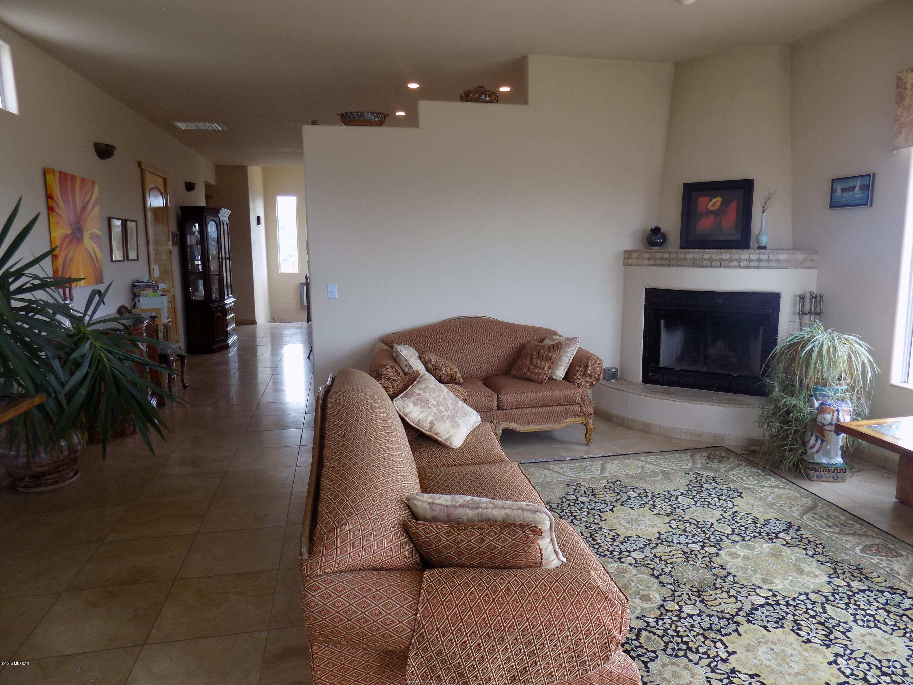 396 Camino Canoa Rio Rico, AZ 85648 - Photo 7 of 37
