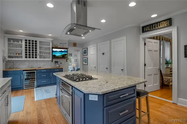 $979,000 | 5618 Armor Duells Road, Orchard Park, NY 14127