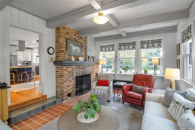 $979,000 | 5618 Armor Duells Road, Orchard Park, NY 14127