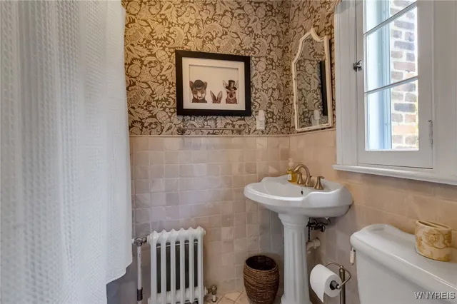 $979,000 | 5618 Armor Duells Road, Orchard Park, NY 14127