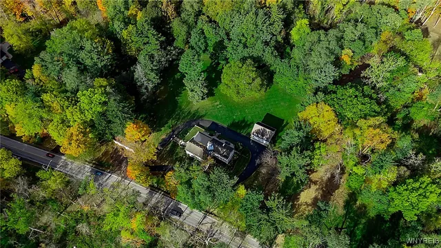 $979,000 | 5618 Armor Duells Road, Orchard Park, NY 14127