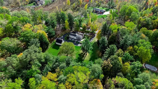 $979,000 | 5618 Armor Duells Road, Orchard Park, NY 14127