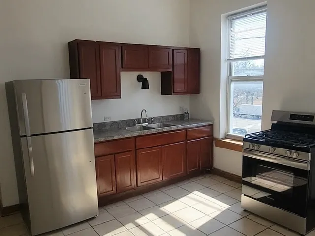 $649,999 | 1142 South Francisco Avenue, Chicago, IL 60612