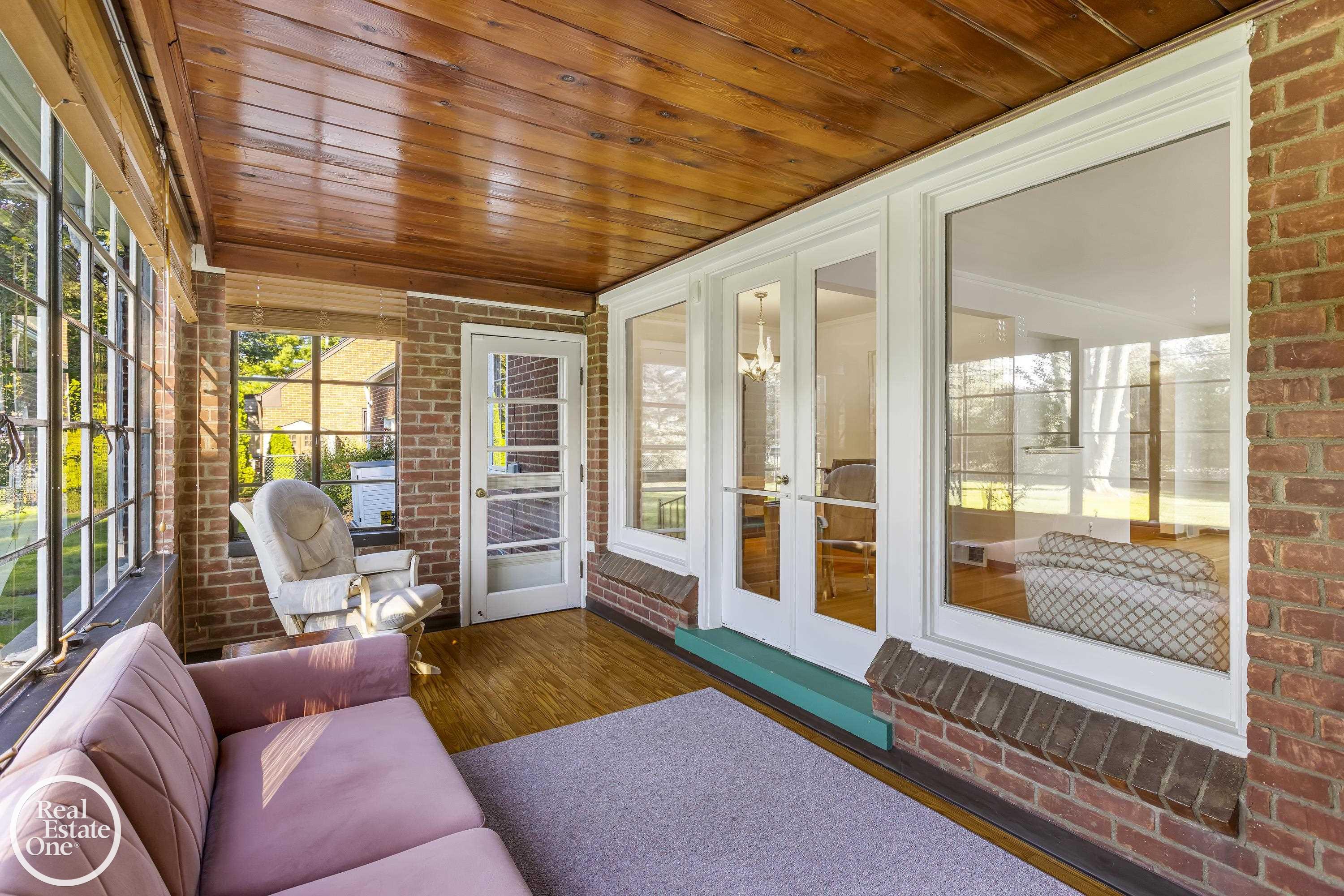 1487 North Renaud Road Grosse Pointe Woods, MI 48236 - Photo 13 of 42