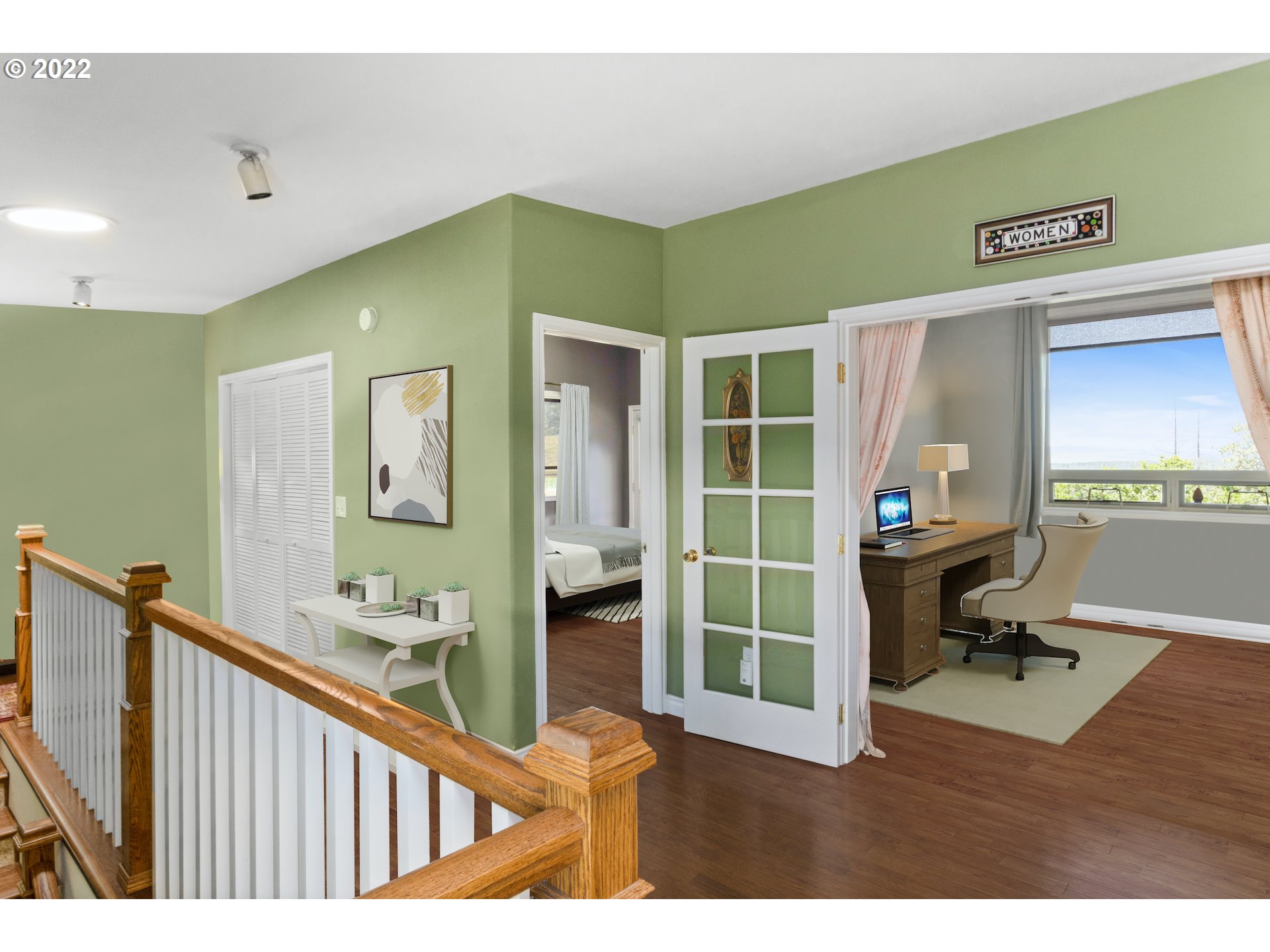 45 Buck Lane Goldendale, WA 98620 - Photo 2 of 32 a view of a hallway with workspace