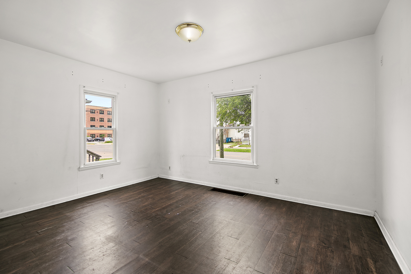554 West Station Street Kankakee, IL 60901 - Photo 3 of 13