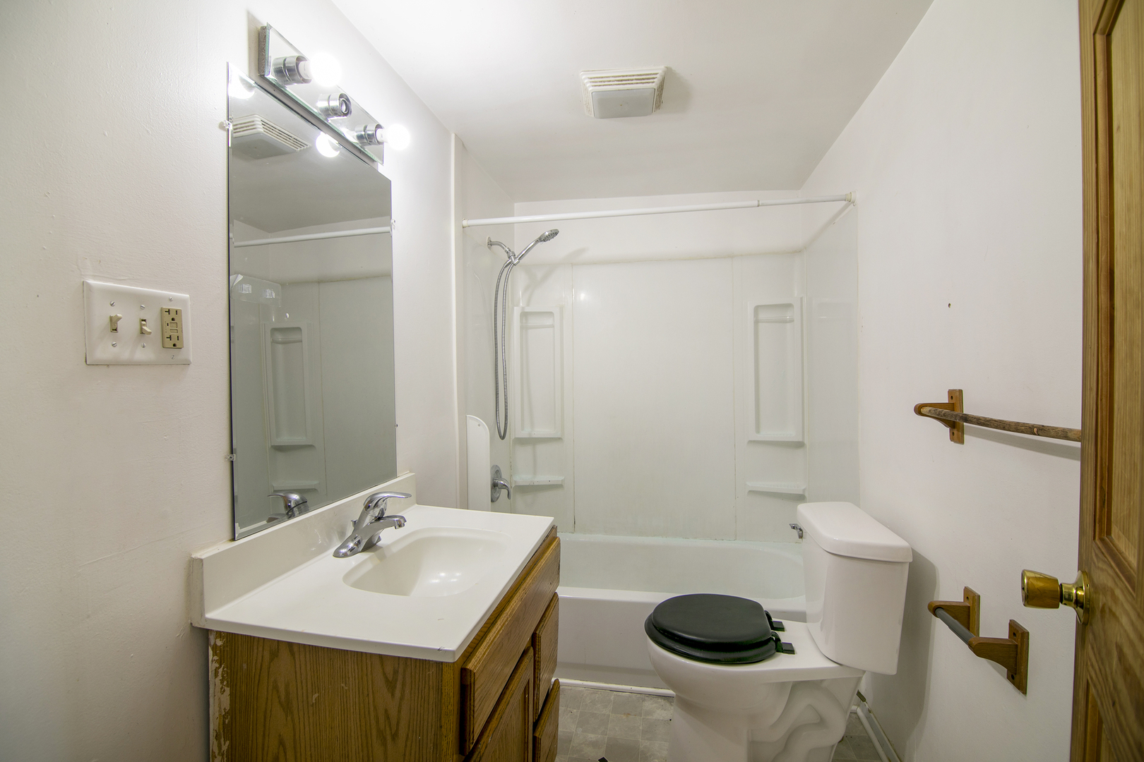 554 West Station Street Kankakee, IL 60901 - Photo 7 of 13