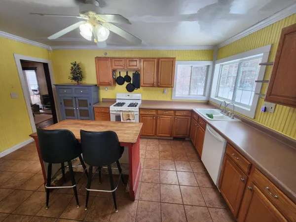 $248,000 | 14006 Highway 56, Le Roy, MN 55951