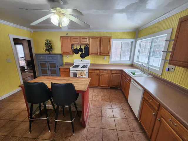 $255,000 | 14006 Highway 56, Le Roy, MN 55951