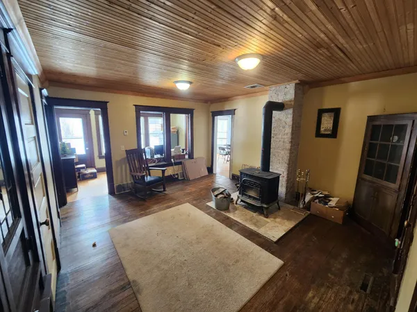 $248,000 | 14006 Highway 56, Le Roy, MN 55951