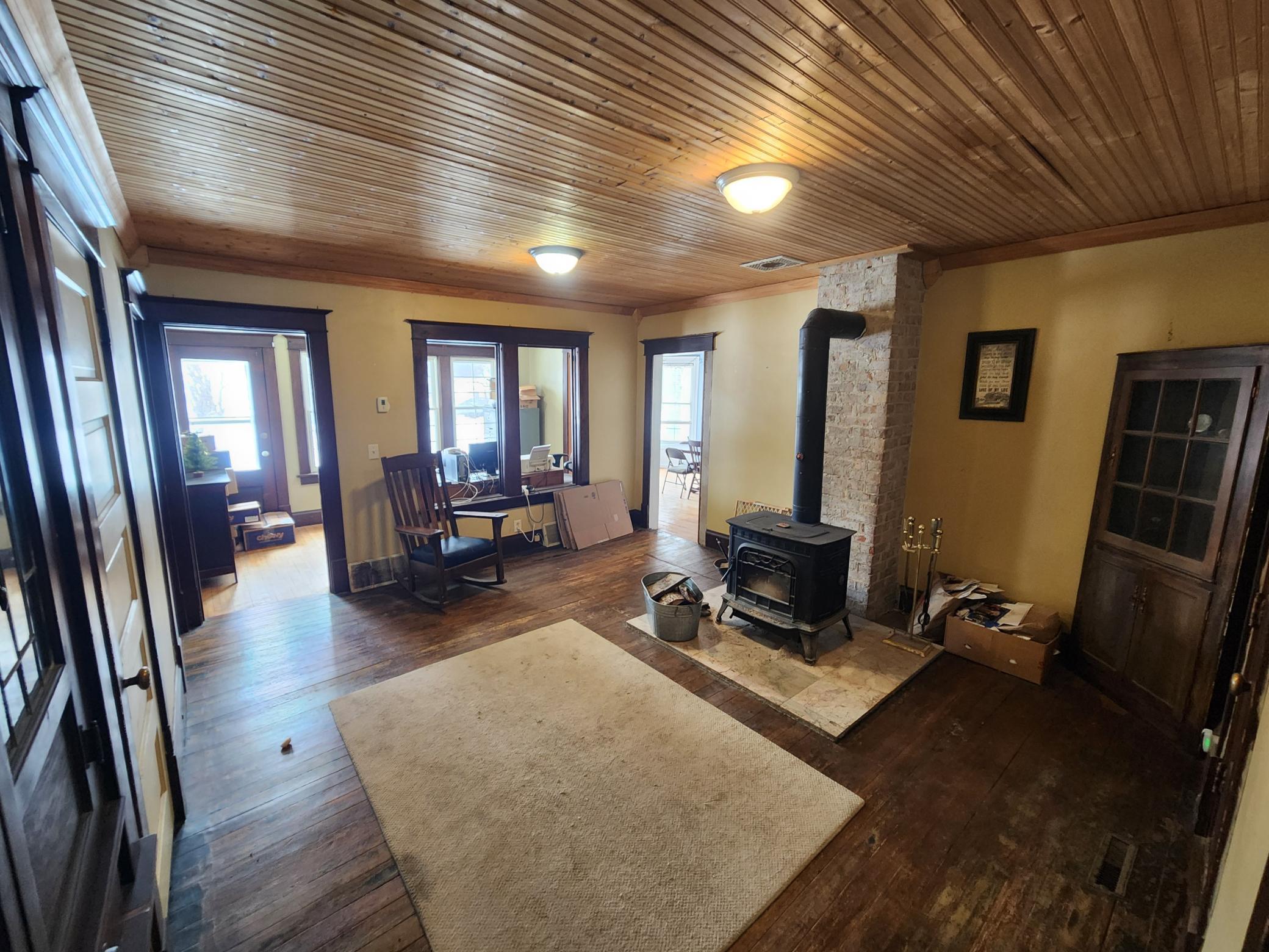 14006 Highway 56 Le Roy, MN 55951 - Photo 5 of 31