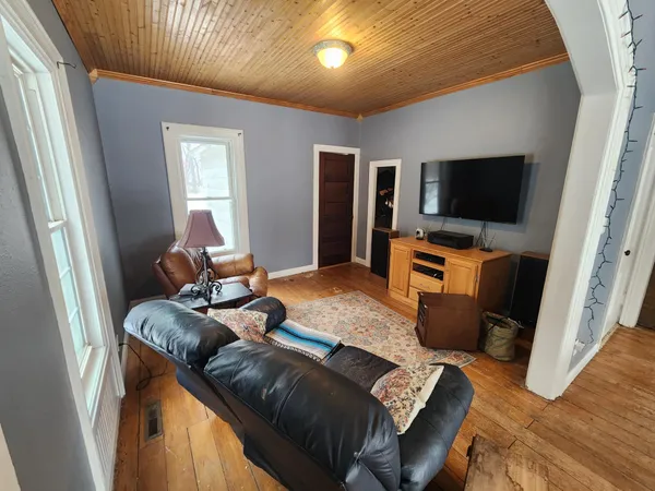 $248,000 | 14006 Highway 56, Le Roy, MN 55951