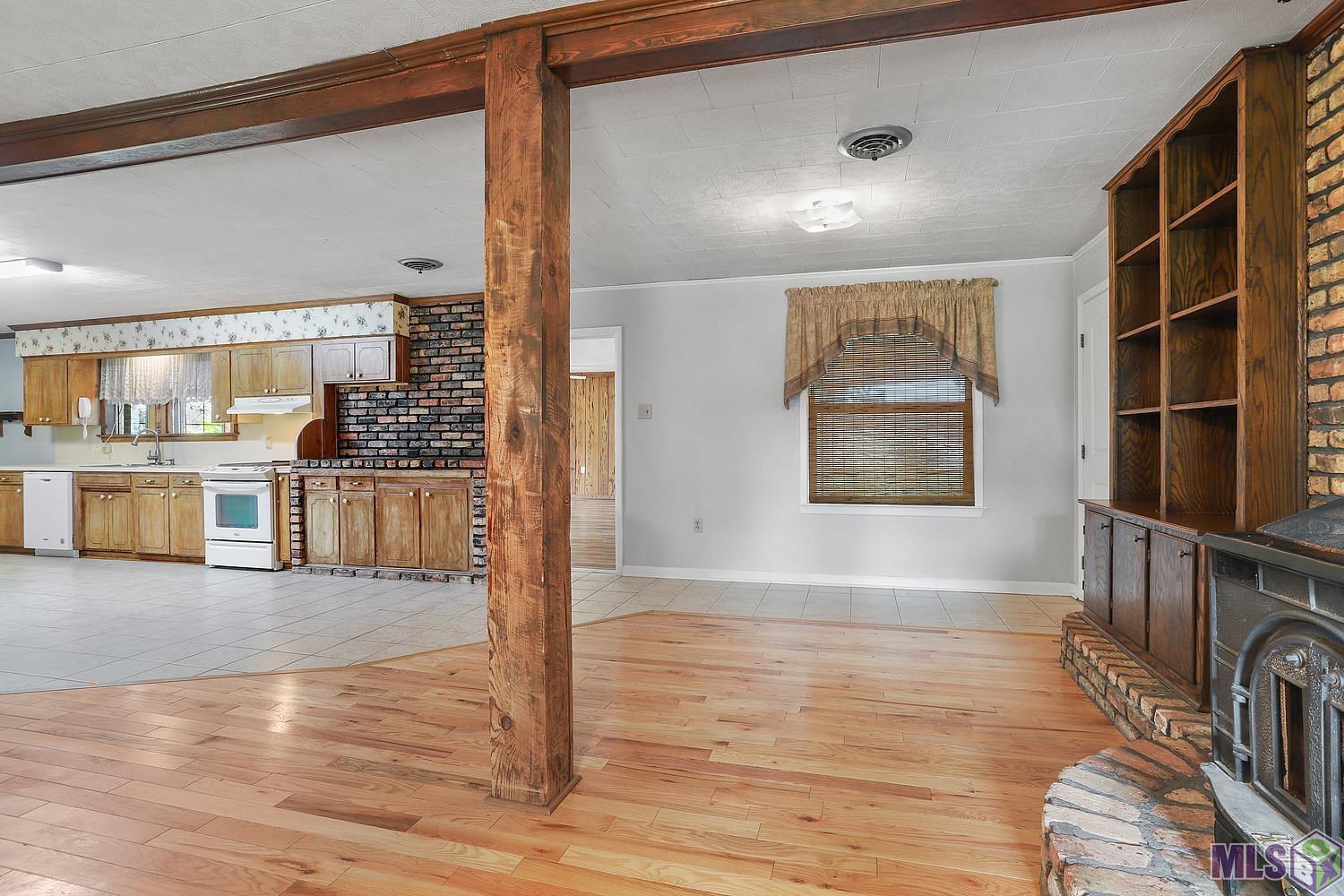 16131 Joe Sevario Road Prairieville, LA 70769 - Photo 3 of 21 Gallery Image 3