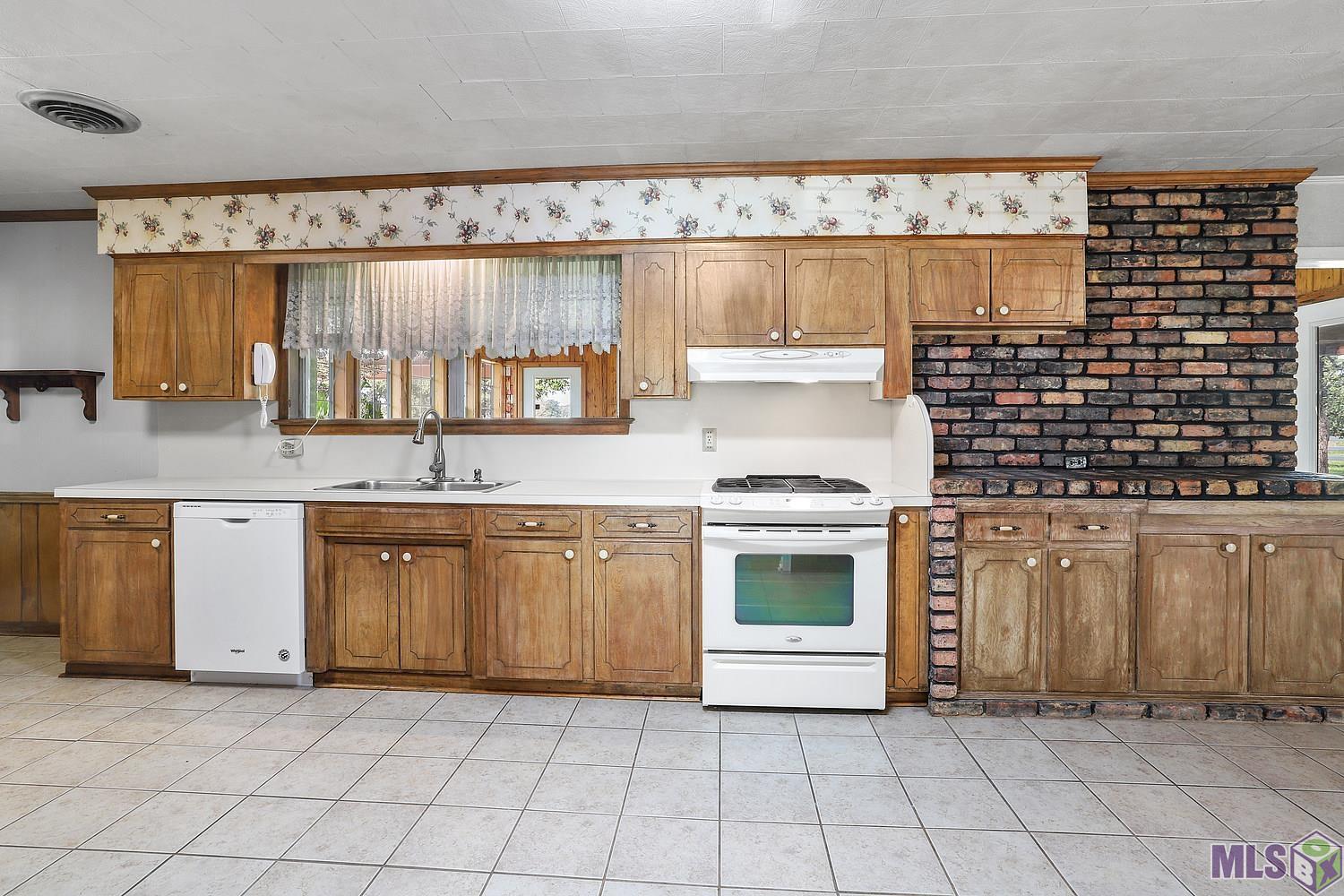 16131 Joe Sevario Road Prairieville, LA 70769 - Photo 6 of 21 Gallery Image 6
