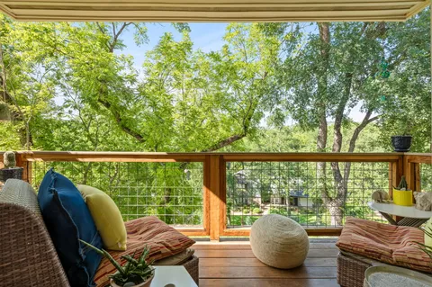 $1,250,000 | 5932 Highland Hills Drive, Austin, TX 78731