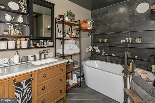 $725,000 | 114 North Barrow Place, Princeton, NJ 08540