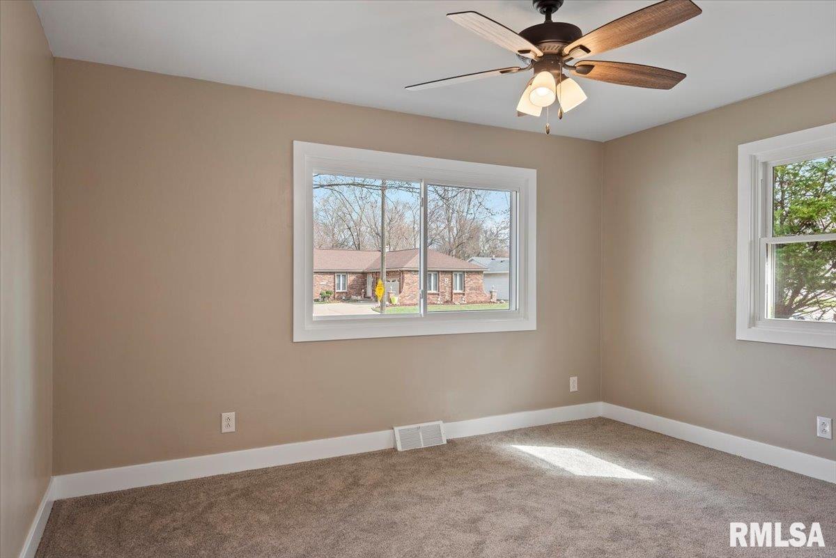 2116 Trowbridge Road Springfield, IL 62703 - Photo 21 of 42