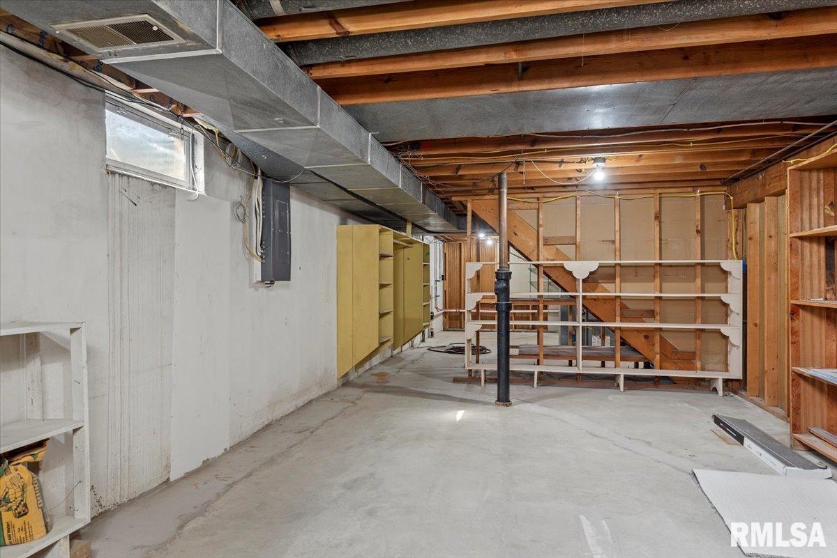 2116 Trowbridge Road Springfield, IL 62703 - Photo 35 of 42