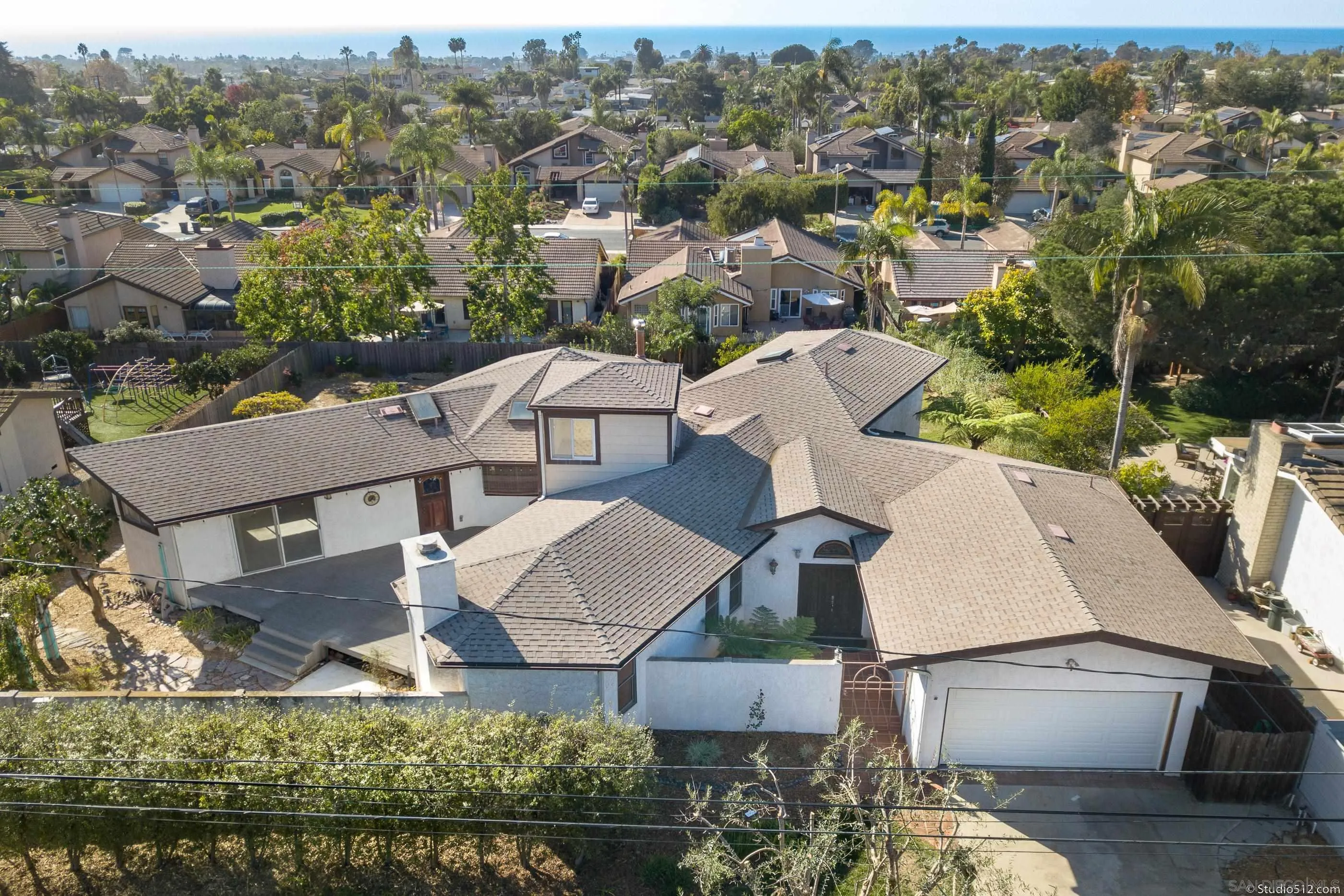 1112 Oceanic Drive Encinitas, CA 92024 - Photo 32 of 32 an aerial view of residential houses with outdoor space