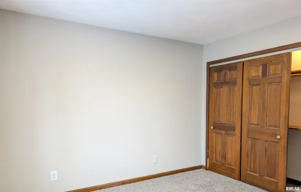 $239,900 | 1919 Sierra Court, Pekin, IL 61554